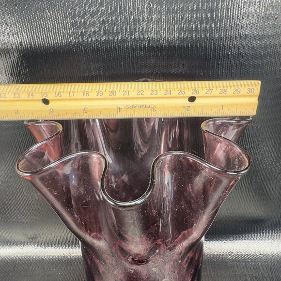 Mid Century Amythest Purple Glass Wavy Vase Fluted Wavy Swung Top Optic Vase VTG - Picture 3 of 11